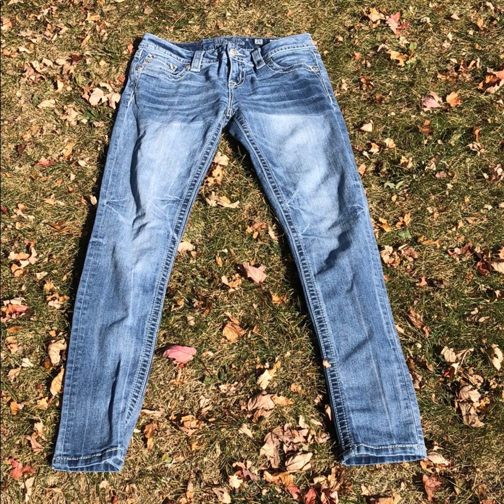 Women’s Miss Me skinny jeans